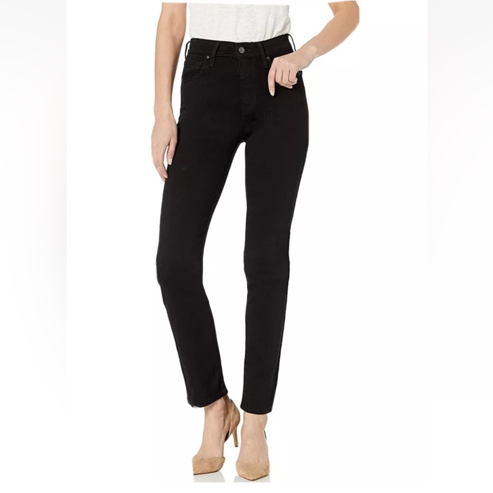 Levi's Premium Women's 724 High Rise Slim Straight Jeans 26 x 32